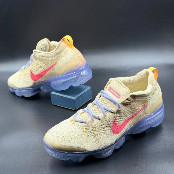 Wmns Nike Air VaporMax 2023 Flyknit 'Pale Vanilla' - Picture 7 of 11